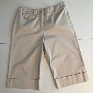 B Moss Women's Khaki Capri Pants Size 8